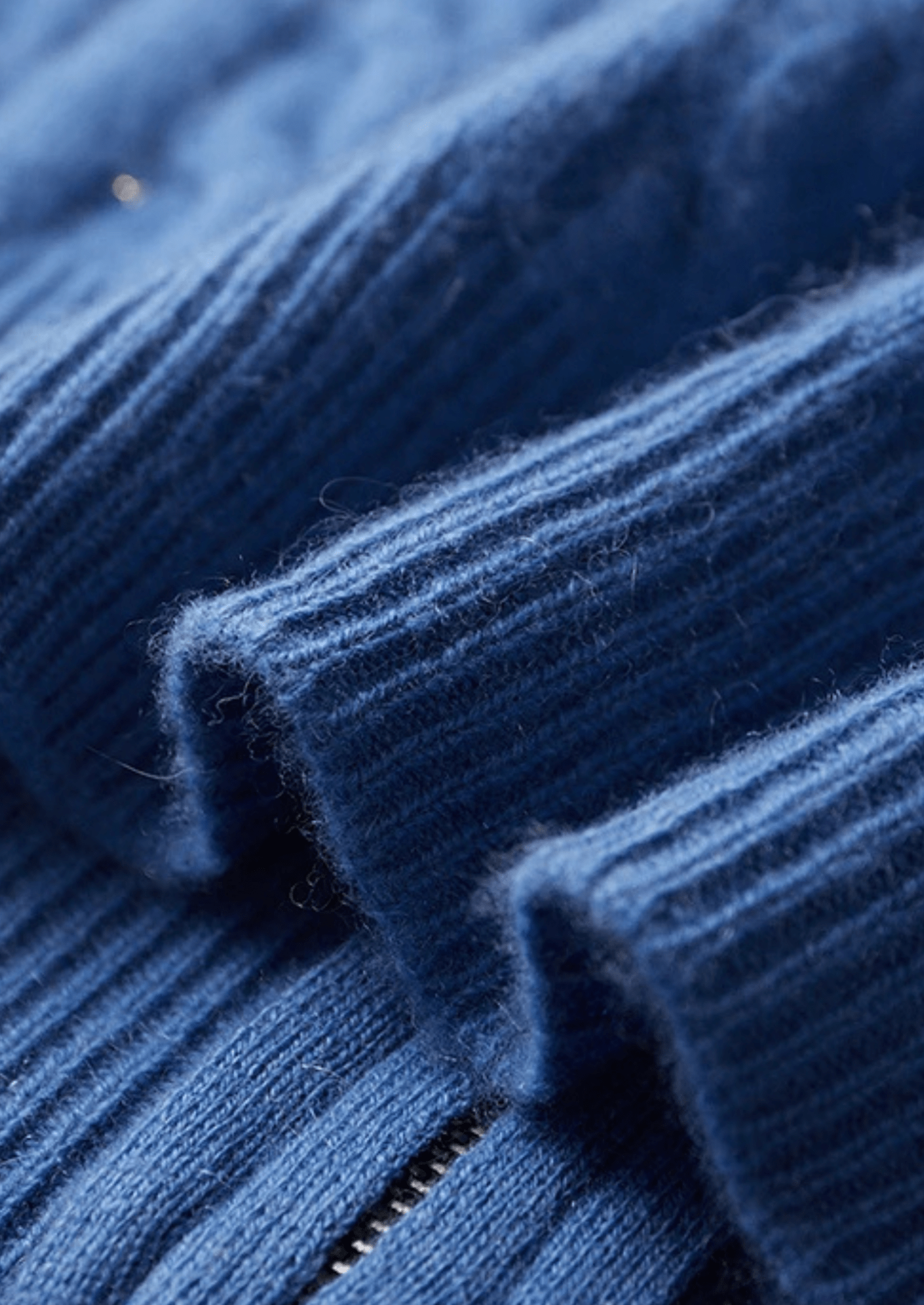 PREMIUM CASHMERE CABLE KNIT ZIPPER HOODIE - Derada