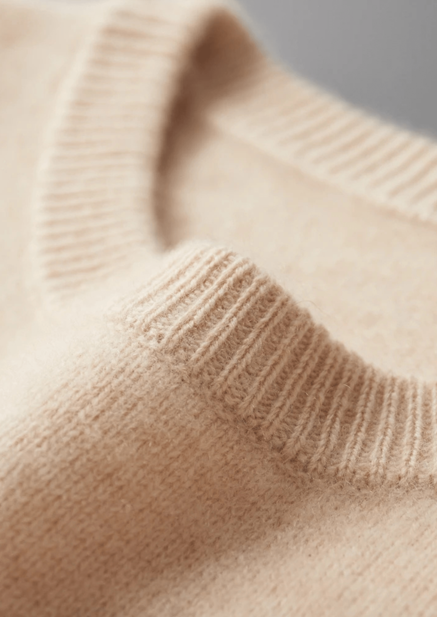 PURE EXTRA - FINE MERINO WOOL CLASSIC CREWNECK - Derada