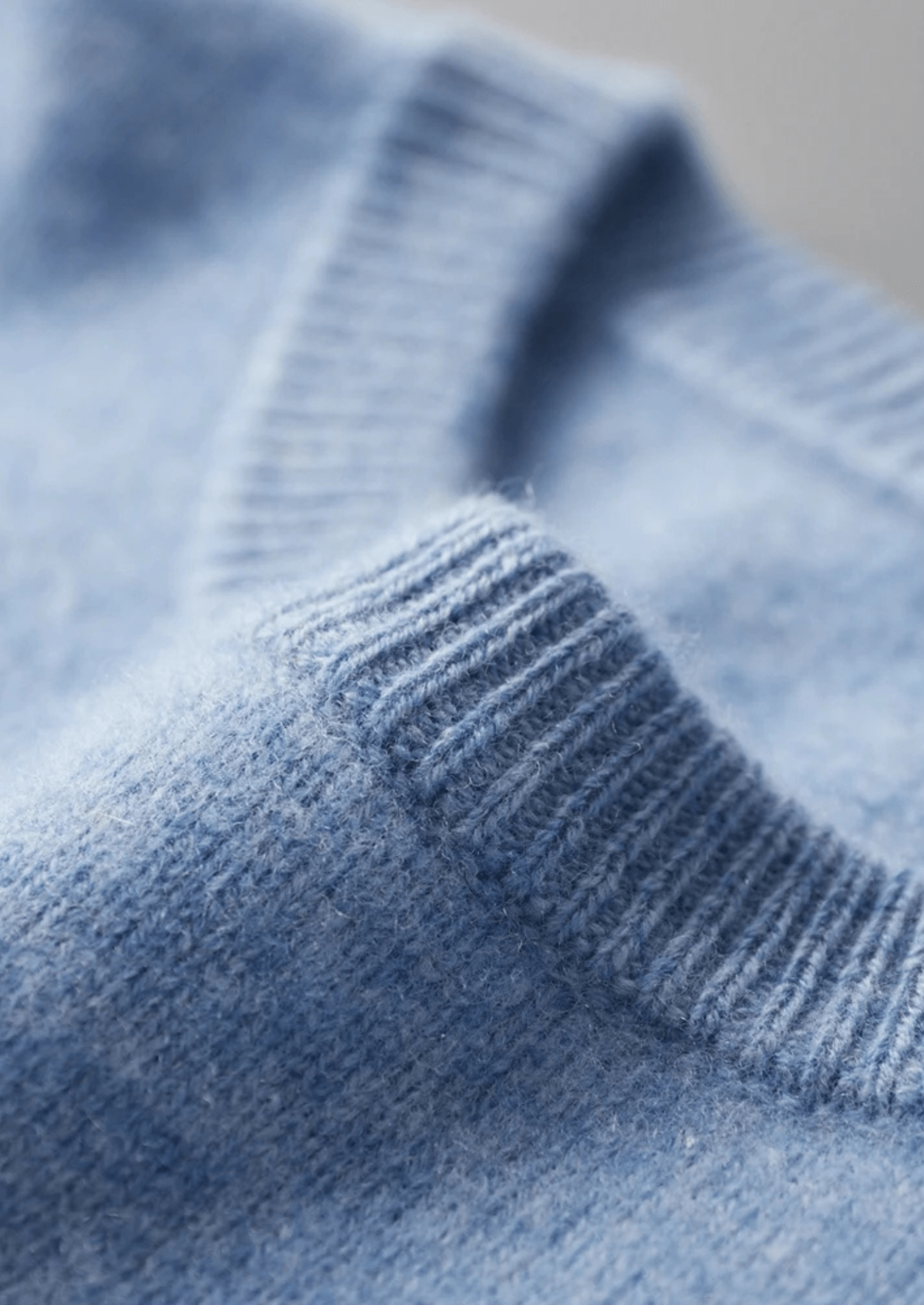 PURE EXTRA - FINE MERINO WOOL CLASSIC CREWNECK - Derada