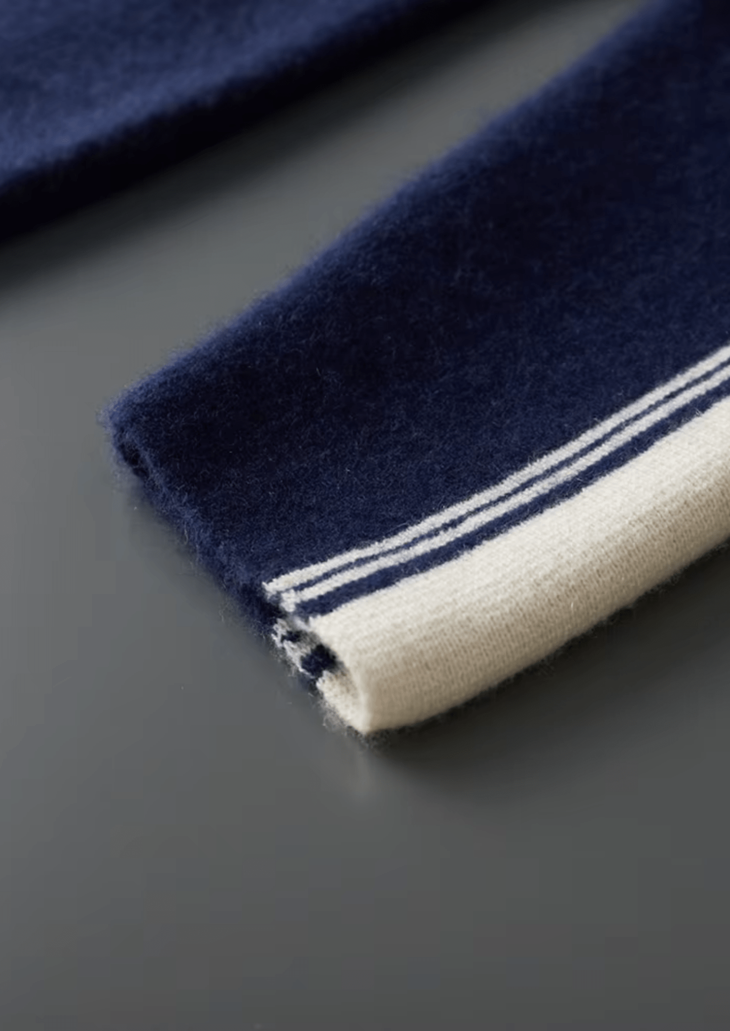 PURE EXTRA - FINE MERINO WOOL DAMIEN SET - Derada