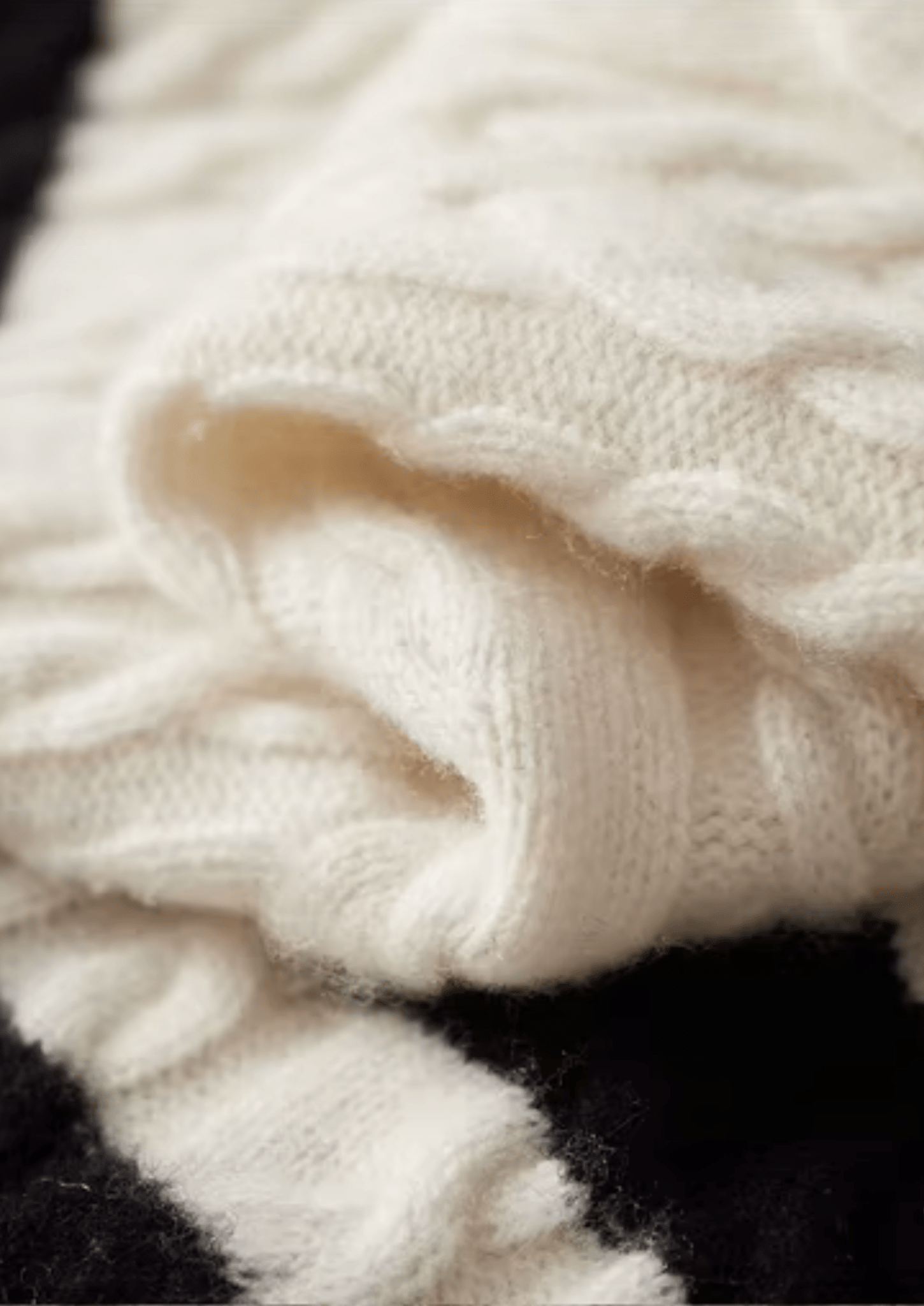 PURE EXTRA - FINE MERINO WOOL STRIPED HALF - ZIP SWEATER - Derada