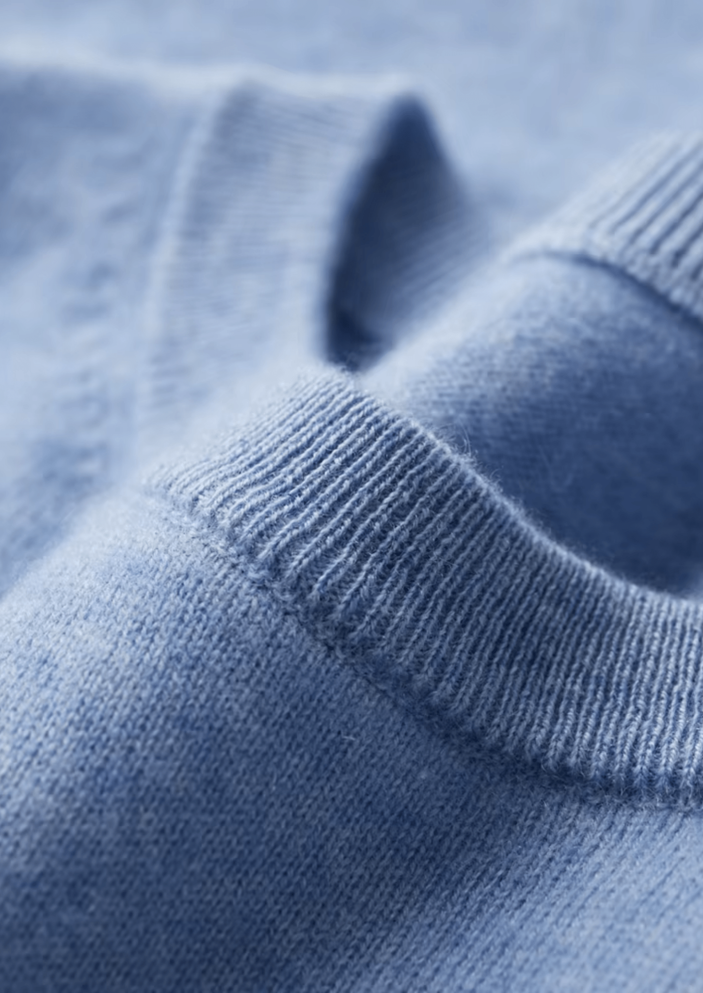 PREMIUM CASHMERE CLASSIC CREWNECK T - SHIRT - Derada